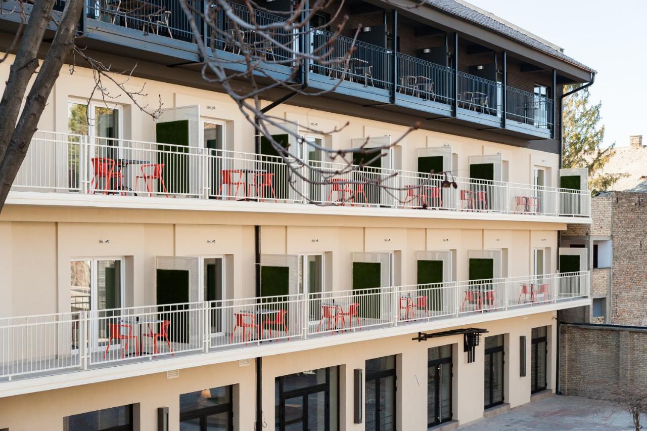 Hotel Forum Garni Subotica Exteriör bild